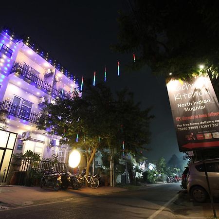 فندق Super Townhouse Kachnar House Vikas Nagar Hasanganj المظهر الخارجي الصورة